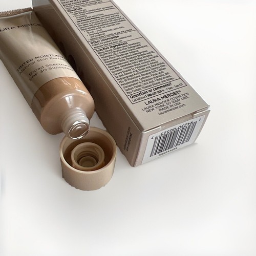 LAURA MERCIER Tinted Moisturizer in SAND - NEW, Old Stock 25ml - EXP 12/2021 - Picture 2 of 3