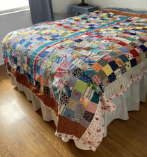Vtg Handmade Quilt 1970s Machine Pieced Hand Tied Patchwork Cabincore 76x67