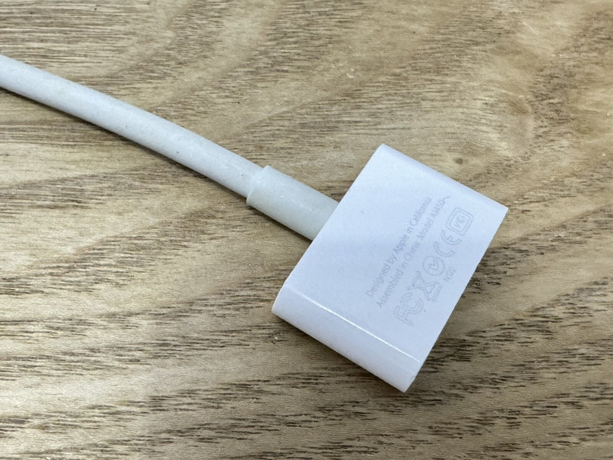 Genuine Apple Lightning to 30-Pin Cable A1450 Music iPod iPhone