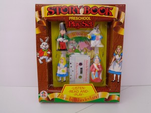 HG Toys Vintage Story book Alice in Wonderland Preschool Playset Listen and Play | eBay