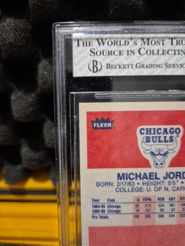 1986-87 Fleer Michael Jordan RC Rookie HOF Basketball #57 BGS 8 NM-MT - Picture 6 of 13