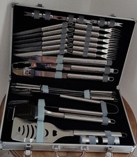 Malette Berghoff 32 pièces Couverts et accessoires pour Barbecue Plancha 