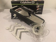 Mandolin Slicer Calphalon Precision Model 1799892 w/ 4 blades food holder