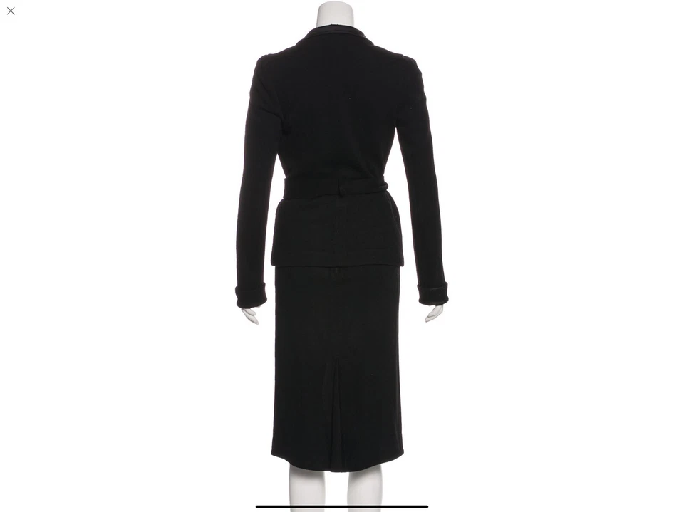 Traje Chaqueta y Falda con Cinturón Diane von Furstenberg, Negro, Talla S US4 Foto 2 de 4