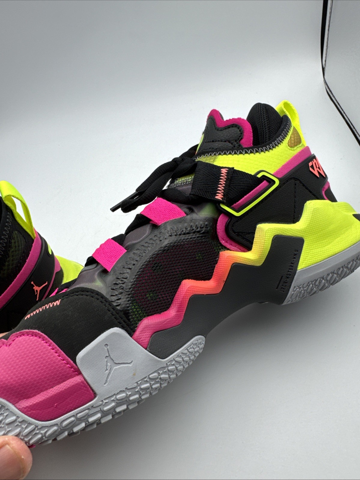 Nike Air Jordan Why Not Zer0.5 Raging Grace Size 7y Shoes thumbnail 7