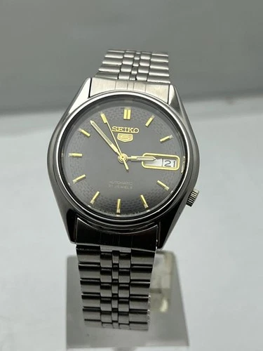 Vintage Seiko 5 Automatic 21 Jewels Mens Japan 7S26-3100 Spare/Repair (B17)