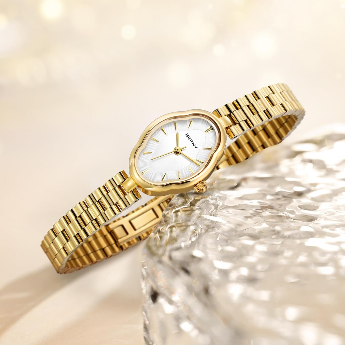 Gold Watches for Women Dainty Ladies Quartz Watch Vintage  display picture 3
