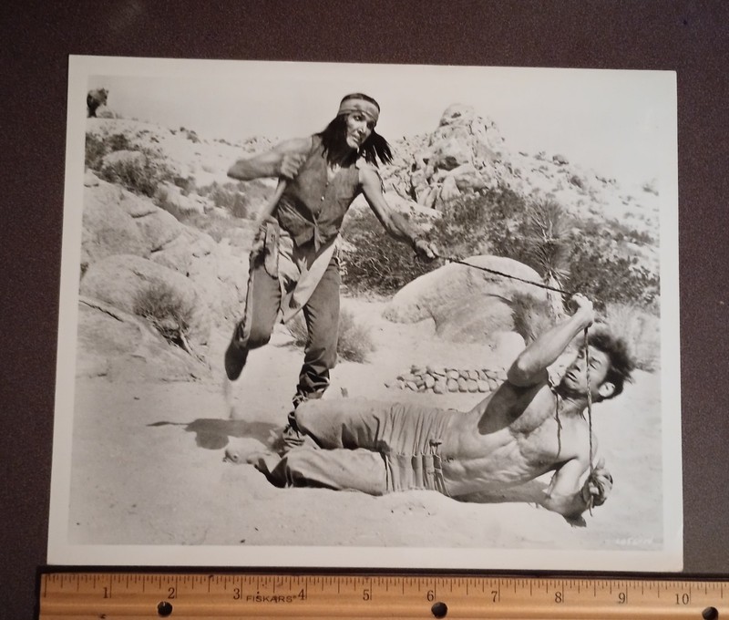 1967 Hondo Ralph Taeger Michael Pate Tv Show 8 X 10 Press Photo Glossy Vintage 