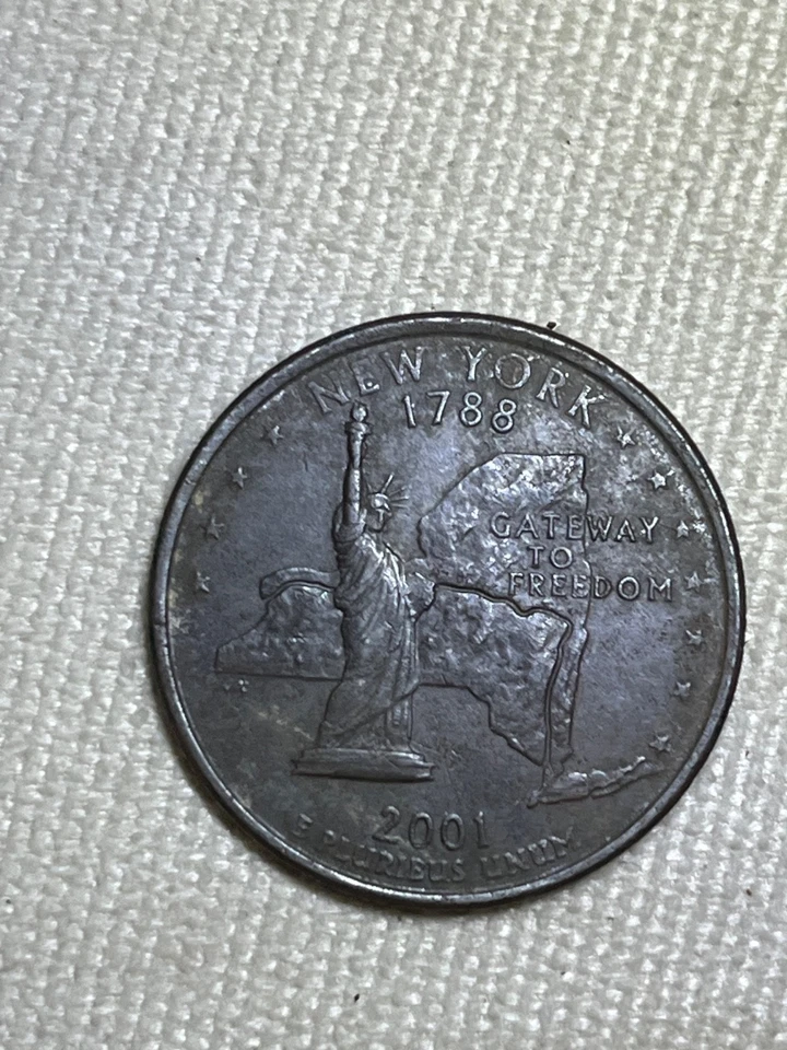 2001 US QTREPIC New York DOUBLE STRUCK-STRIKE THRU-DIE CRaCK REV-DDO ,BLACK” Qtr - Image 2 of 2