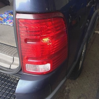 Fits 02-05 FORD EXPLORER Tail Light Assembly Right4 Dr Exc. Sport Trac