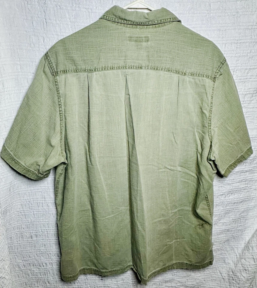 Lightweight Button Up Short Sleeve Saddlebred 100% Cotton Green Men’s Large - Image 2 of 3