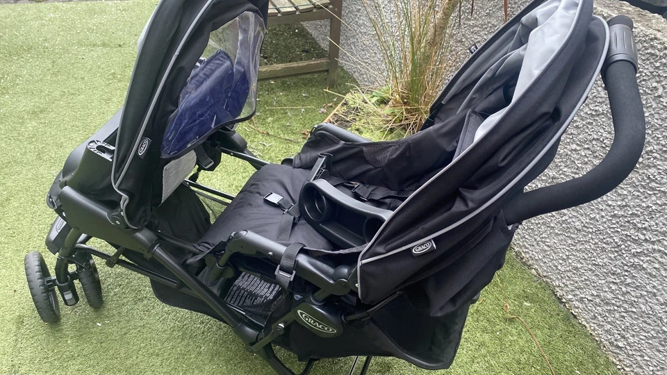 Graco Stadium Duo Tandem Pushchair With Click Connect - Black/Grey - Image 3 of 4