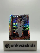 2025 Topps Chrome #290 Tyler O'Neil X-Fractor