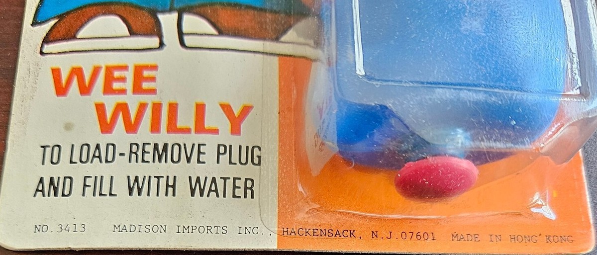 希少　Squirt Wee Boy　水鉄砲　1982年　海外おもちゃ輸入おもちゃ Lot of 3 Wee Willy Tricky Water Gun-1970s Novelty Boy Peeing