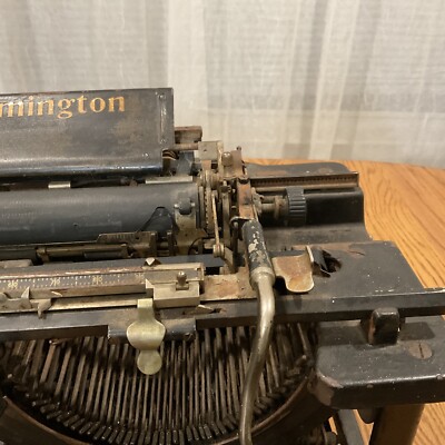 Vintage Antique REMINGTON STANDARD TYPEWRITER No. 10 for parts or