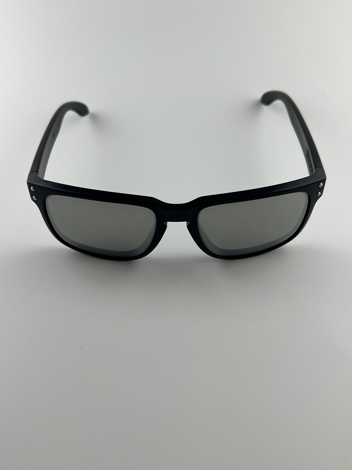 oakley holbrook chrome iridium