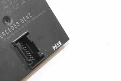 MERCEDES S Class W221 Central Gateway Module A2215406462 for sale 