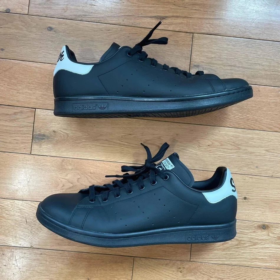 nmd r1 trail black