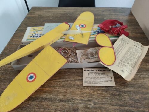 Glider 1960 The Plane Of France ( United States) The Condor Model Yellow Plane - Picture 2 of 20