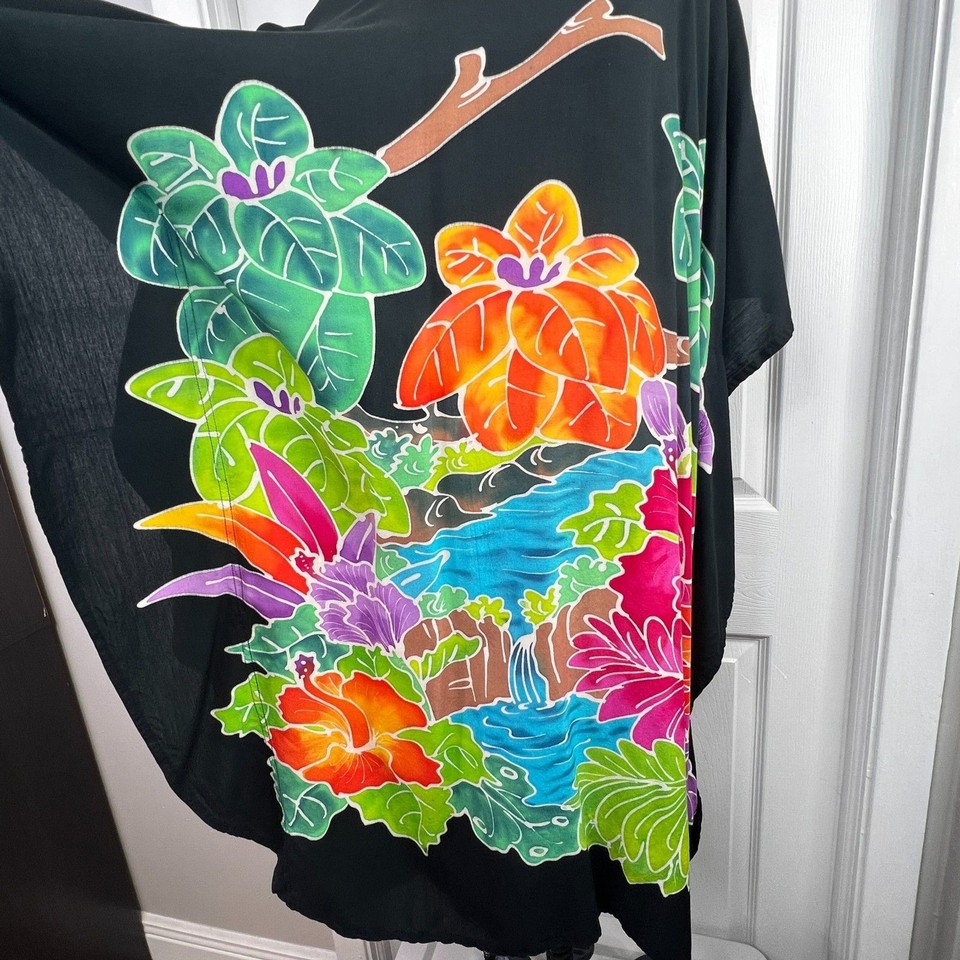 Hilo Hattie MuuMuu Kaftan Black and Floral Hawaiian Dress One