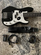 Traveler TB-4P Bass Guitar (Excellent Cond. but please read the description)
