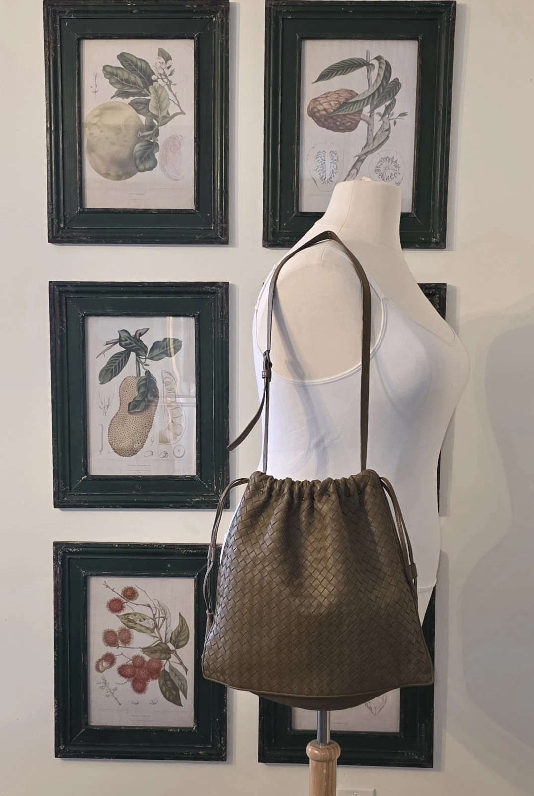 Bottega Veneta — Botegga Venetta Intrecciato Shoulder Bag