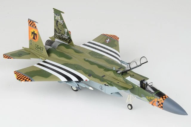Avión Hobby Master 1/72 F-15C Eagle Sandman USAF 173rd FW, 114th FA OR ANG Foto 2 de 2
