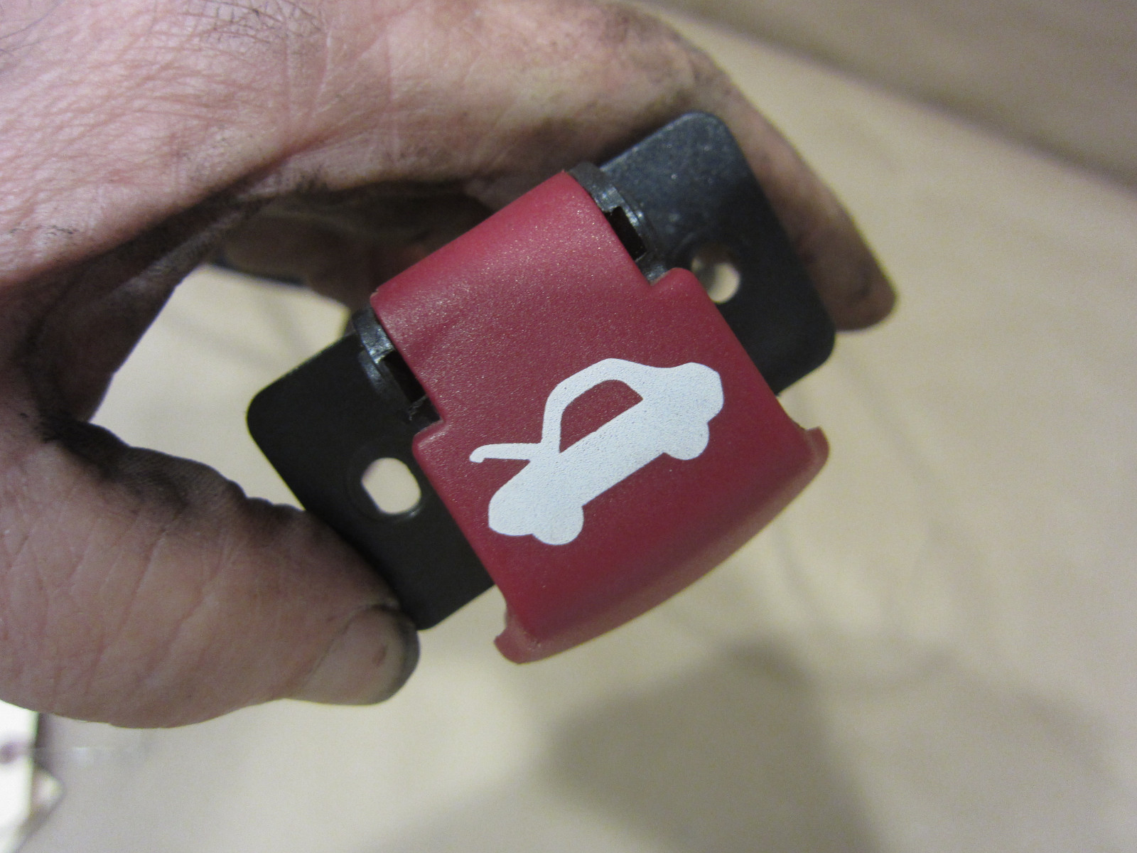 Ferrari California - Front Hood Release Handle With Cable - P/N 67002800