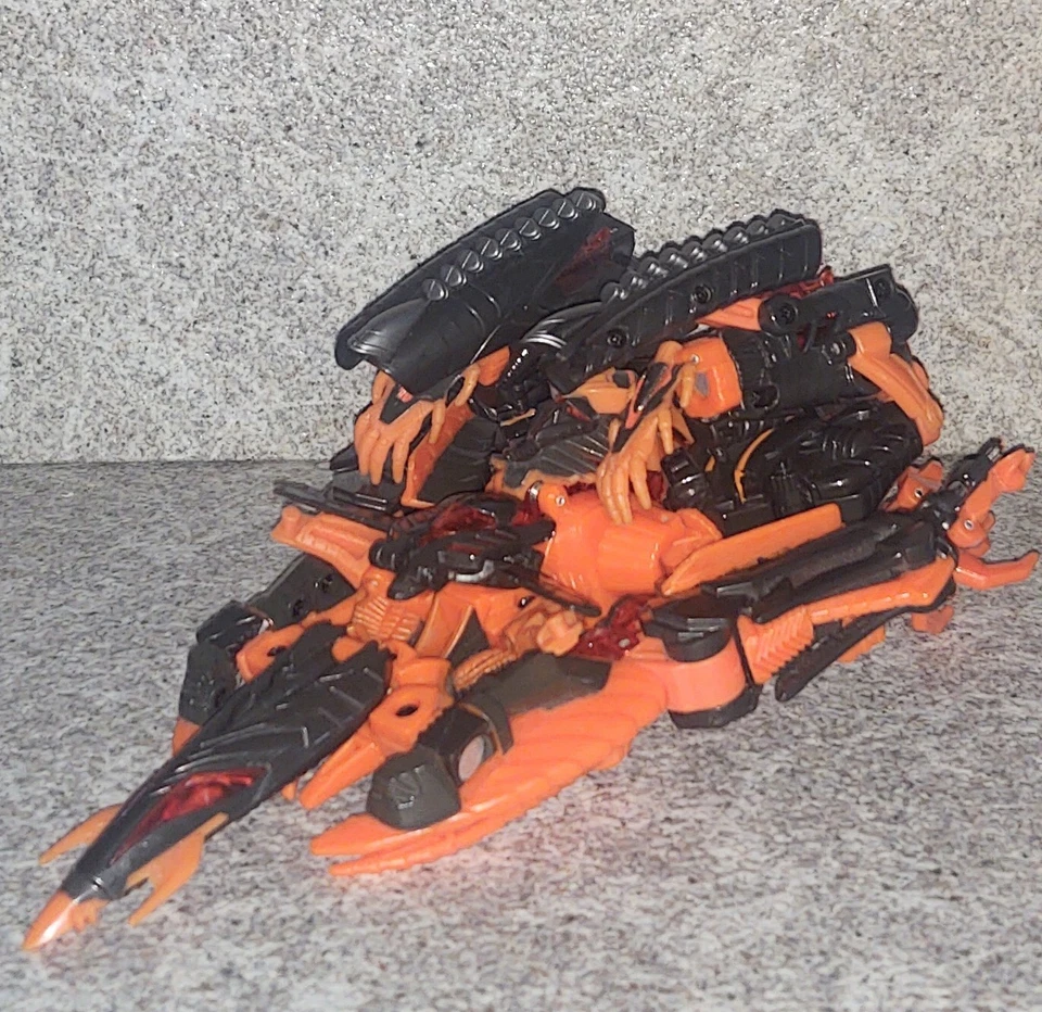 Transformers Revenge Of The Fallen Burning THE FALLEN complete voyager Rotf - Image 3 of 4