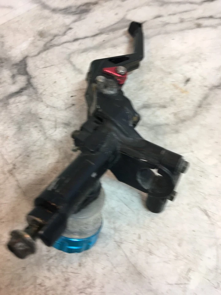 03 Suzuki SV 1000 SV1000 embrague cilindro maestro Foto 2 de 4