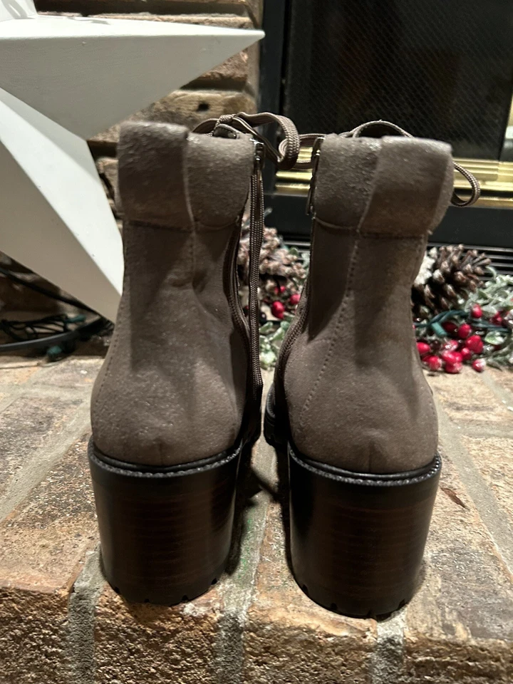 Vince Camuto Gaviana кожи металлик серебро шнурует вверх коренастый ботильоны 8 - Изображение 4 из 4