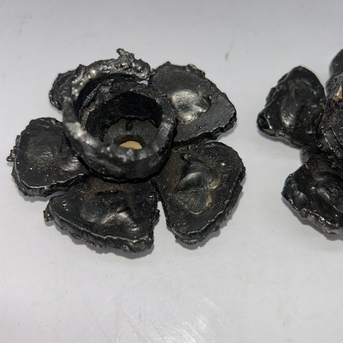 VTG Brutalist Metal Set Of 2 Candlestick Holders Made In US Flower Wrought IRON - Picture 14 of 15
