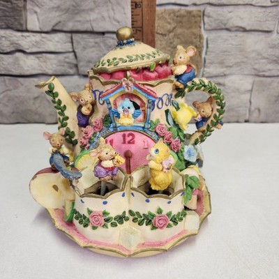 Mouse Teapot Music Box Plays Tea for Two Song Kitty Mouse and Bird Move to Music