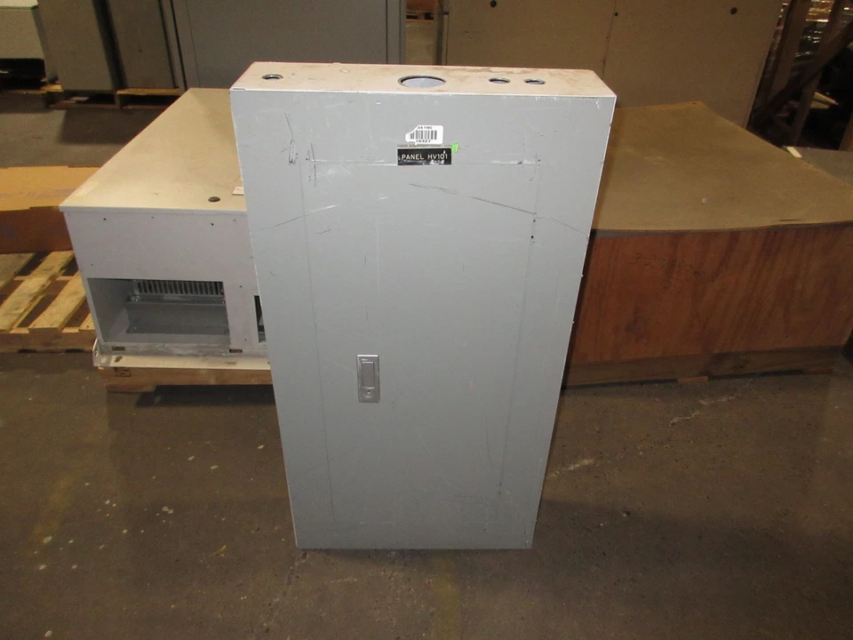 Panel interruptor de orejetas principal ITE CDP-7 225A Max 480Y/277 3Ph 4W 42 ranuras usado Foto 2 de 4