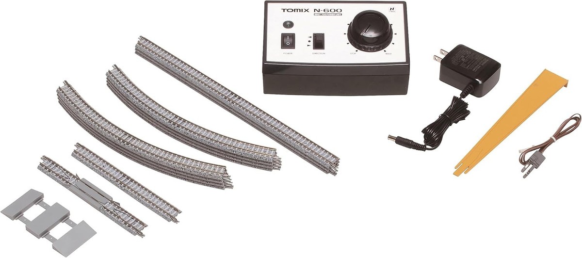 TOMIX 7138 Opening a Tomix Basic Set SD 
