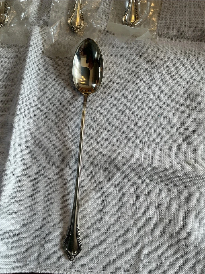 Juego de cucharaditas de ley Six Century "GRAND RECOLLECTION" - 7 1/2" Foto 3 de 4