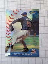 2000 Topps Finest - Trevor Hoffman #152 Refractor NM