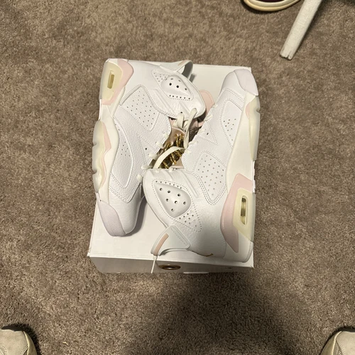 Size 9 - Air Jordan 6 Retro Gold Hoops W