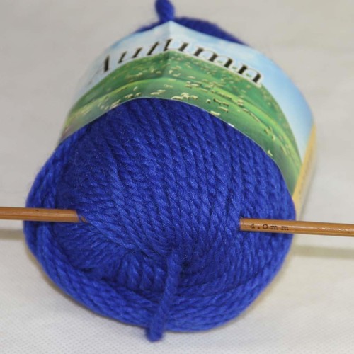 Sale DIY 1 Ball x50g Quick Hand Knitting Wool Silk Yarn Warm Wrap Shawl Scarf 24 - Picture 2 of 3