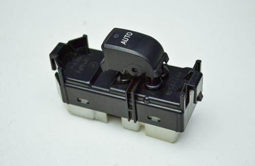 Interruptor de elevalunas Lexus IS220d IS250 8403053020 - Imagen 2 de 6