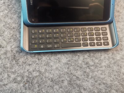 Nokia E7 スライド式スマートフォン Nokia E7 E7-00 Touch Screen Slide Keyboard Original Unlocked 3G