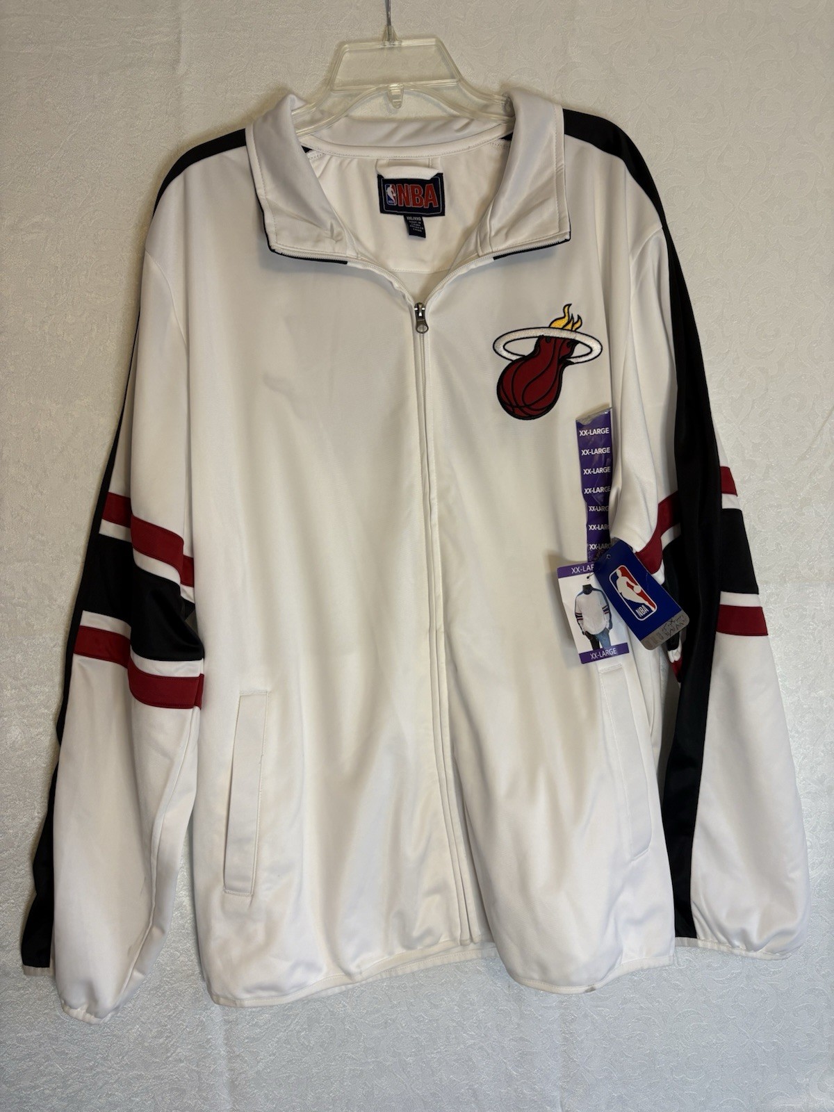Miami Heat Team Style Warm Up Jacket XXL Team Graphics and Name Stylish NWT