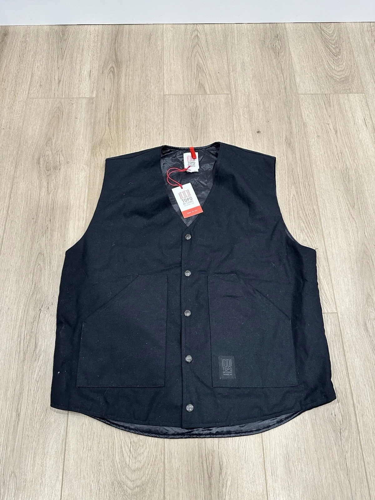 NWT Topo Designs Black Duck Canvas Primaloft Outdoors Vest XL Rare USA Made
Opens in a new window or
