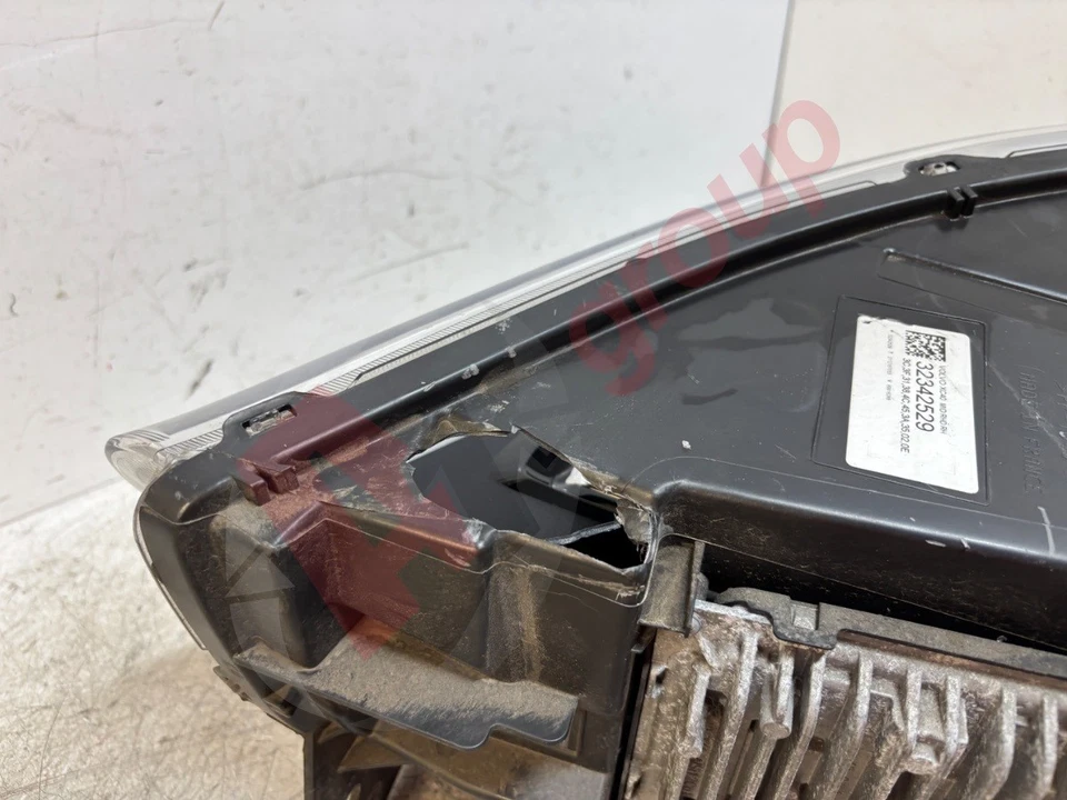 VOLVO XC40 T5 19-24 FRONTSCHEINWERFER RECHTS FAHRERSEITE O/S 32342529 (ERSATZTEILE) - Bild 2 von 4