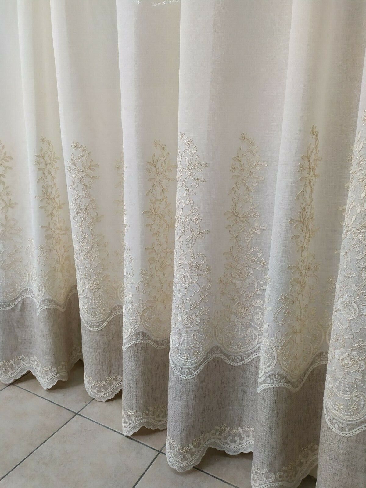 Foto 7 di 9