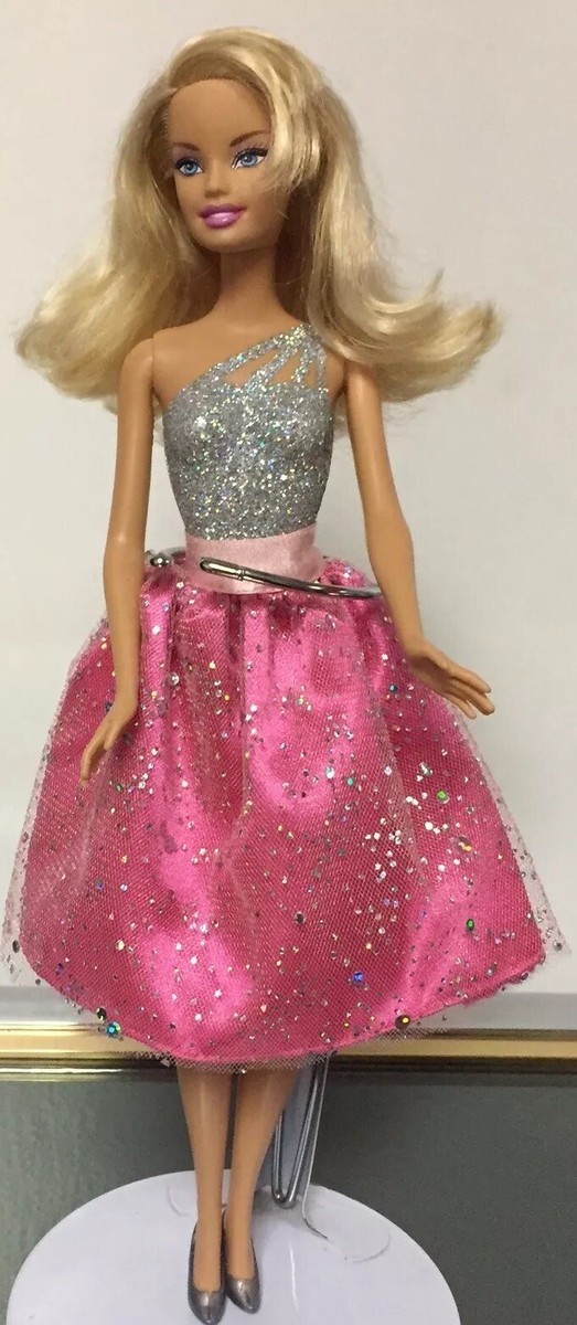 【新品レア】Barbie バービー バレンタインドール 2009年 2009 Happy Birthday Barbie Doll w Pink Gown Blonde Hair Cut
