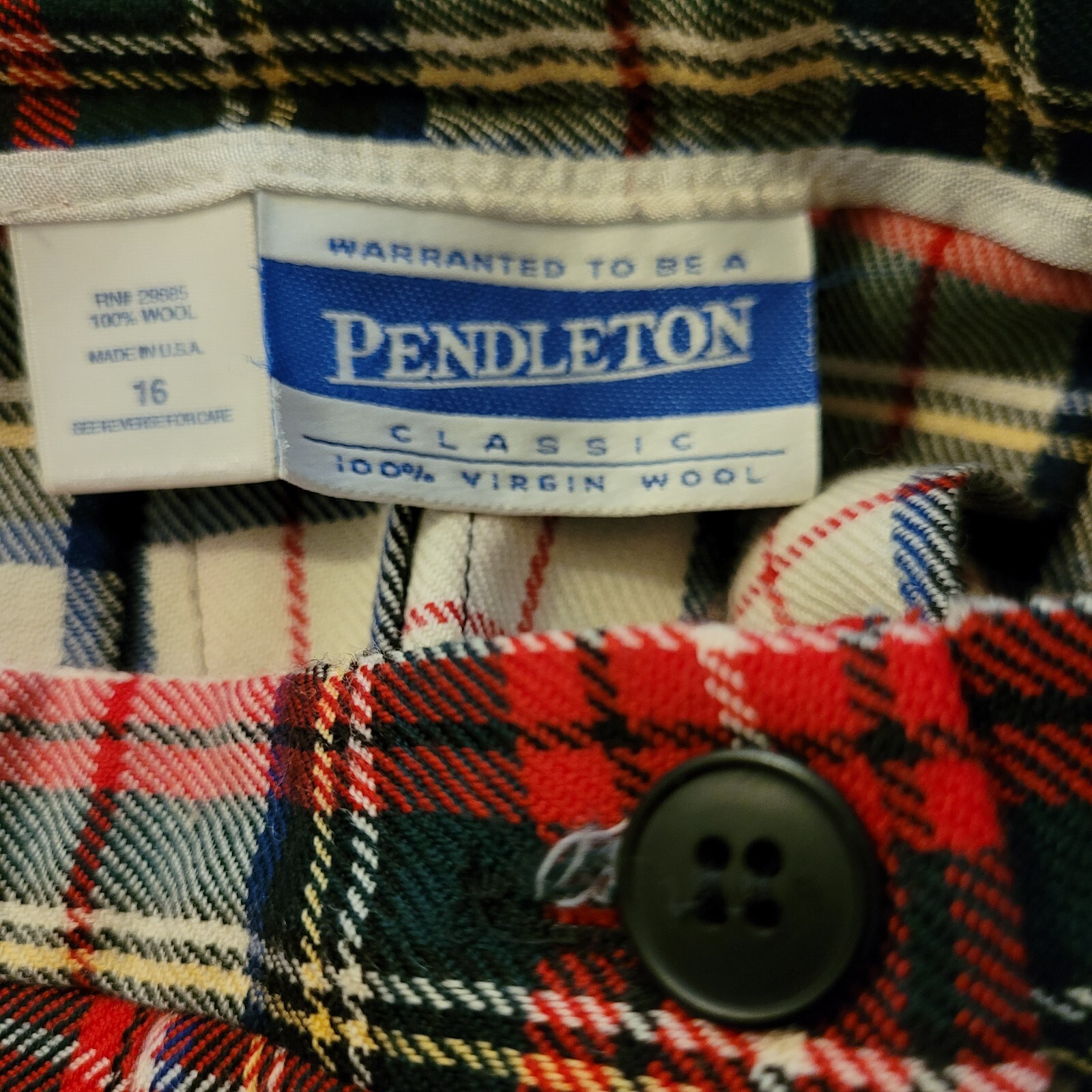 Vintage Pendleton 100% virgin wool 16 - image 2