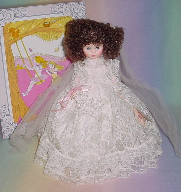 MADE BY ROYAL HOUSE OF DOLLS * BRIDE SUMMER *WEDDING DRESS AND VEIL