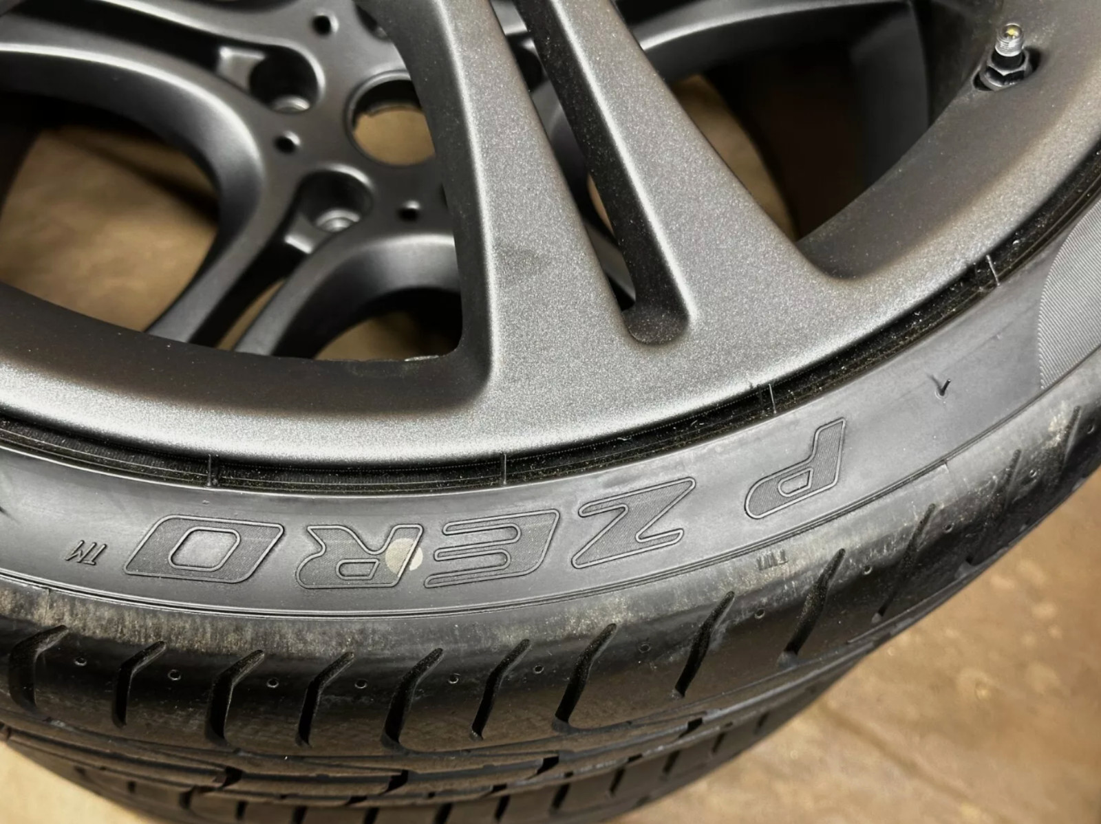 Set of 4 12-14 MCLAREN MP4-12C Front Rear Weel Rim 11Jx20 20" 19" OEM 10/32 TIRE