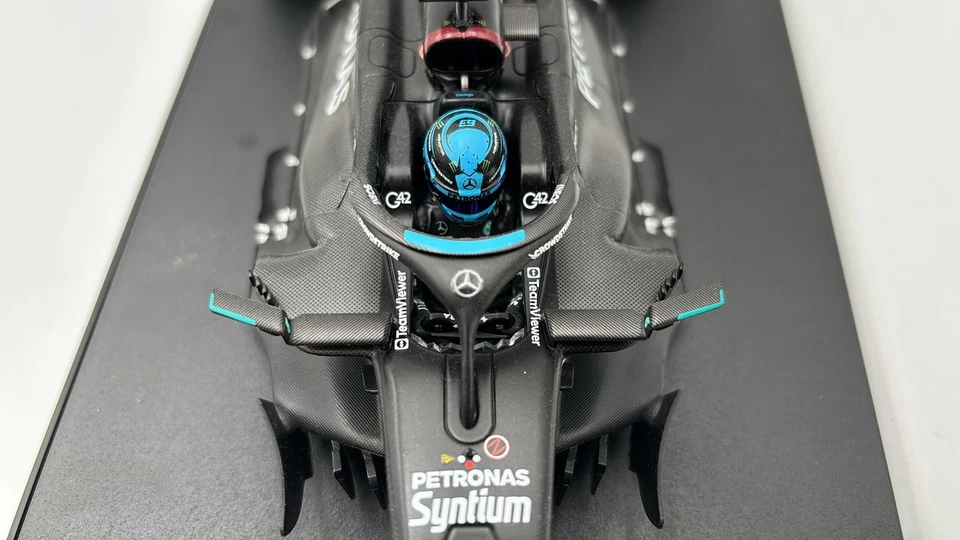  MIN110230363 Minichamps Mercedes-AMG F1 W14 Russell Australian GP 2023 1/1 - Immagine 4 di 4